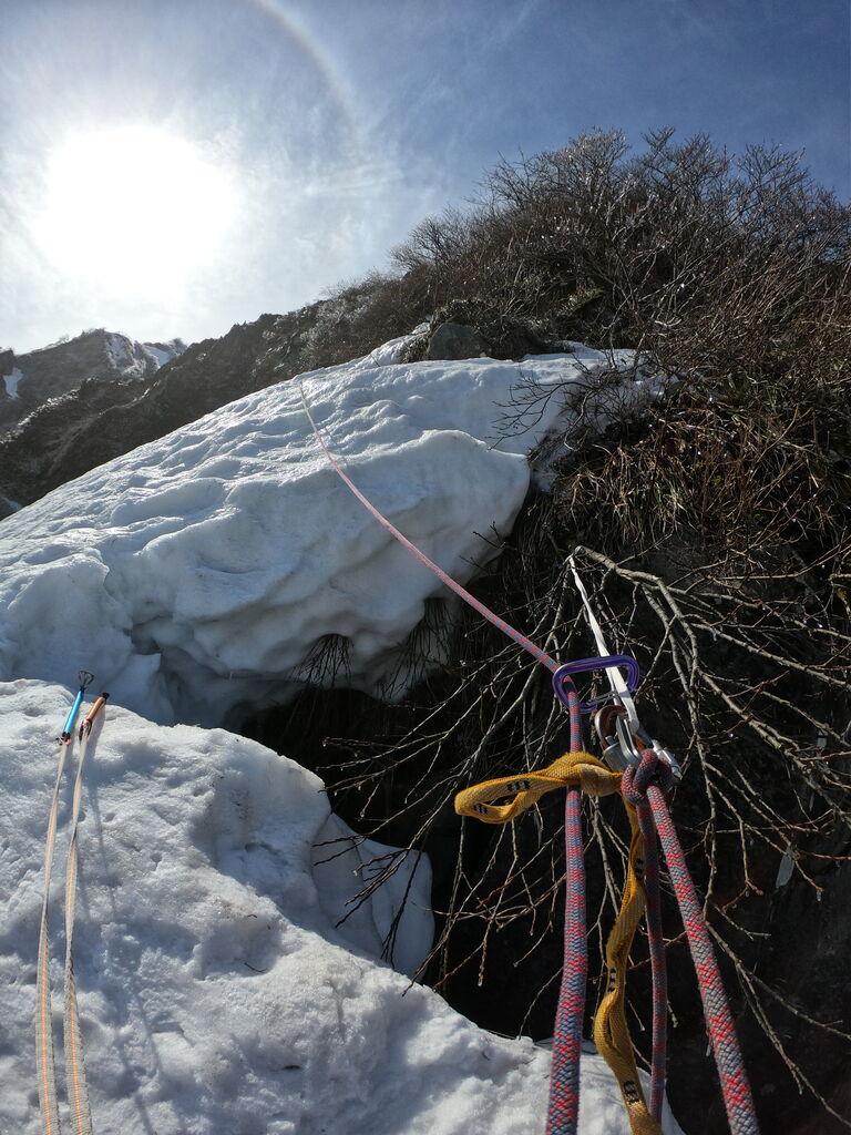 大山北壁弥山尾根東稜登攀 行者谷滑降 山スキー DRRA9126