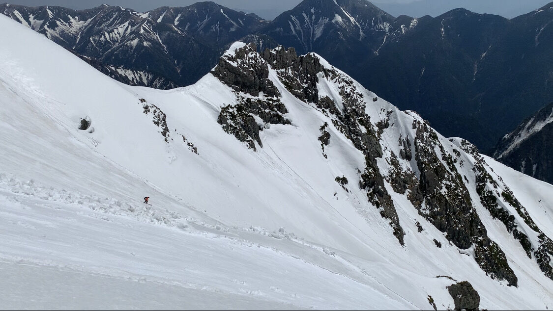 穂高岳 バックカントリー、山スキー、残雪期アルパインクライミング IMG_E4654
